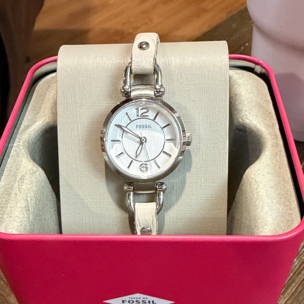 Fossil Women's Dainty Watch